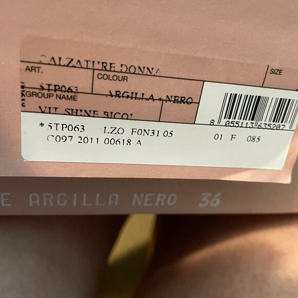 Miu Miu Two-Tone Polished Calf Leather Heeled Ankle Boots Taupe Black NWB Sz 36 - Picture 10 of 10